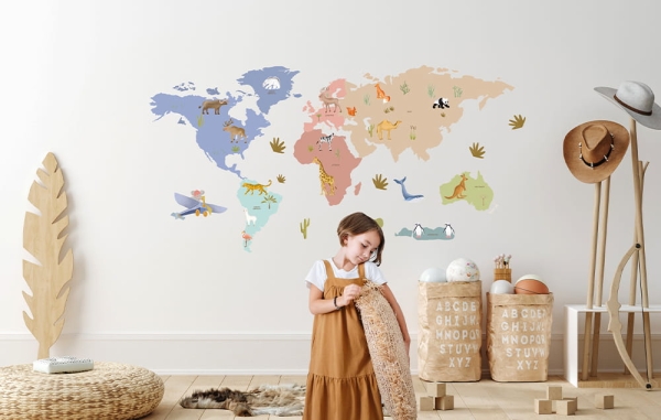 naklejka mapa-naklejka scienna do pokoju dziecka-mapa-naklejka ze zwierzetami swiata-naklejka do pokoju dziecka-dziecko.pl