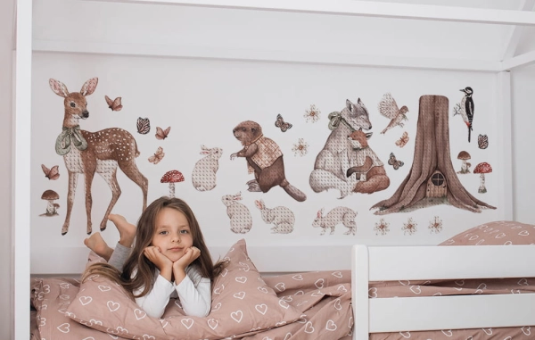 Naklejki na ścianę-Zwierzęta leśne-Las-Lesny świat-Misie-Sarenki-Jeze-naklejki sensoryczne-pastelowe ozdoby.jpg